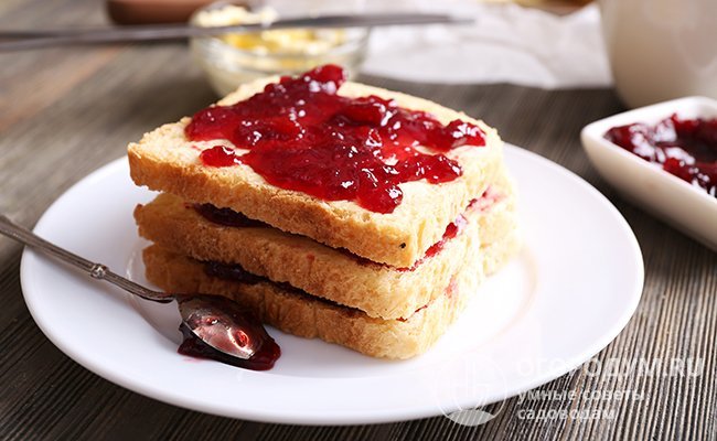 Антоновское варенье с дольками клюквы