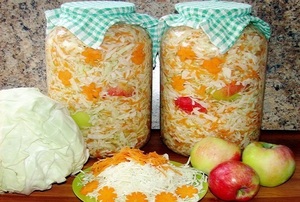 Описание способа замаринования капусты с яблоками