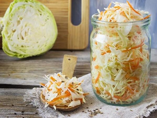 Рецепт вкусной капусты на зиму в литровых банках