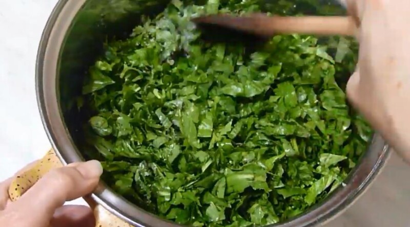 посыпать сахаром