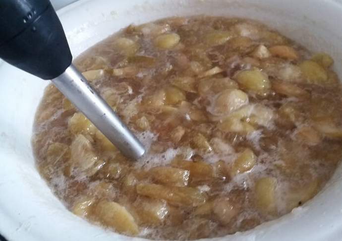 пюрируем яблоки блендером