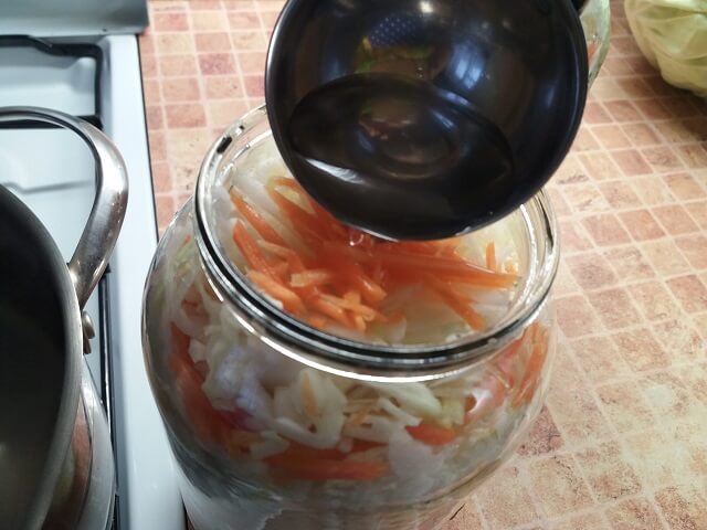 Капуста на зиму в банке - вкусные рецепты