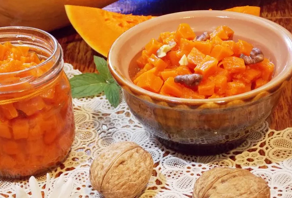 Тыквенное варенье, курага, грецкие орехи