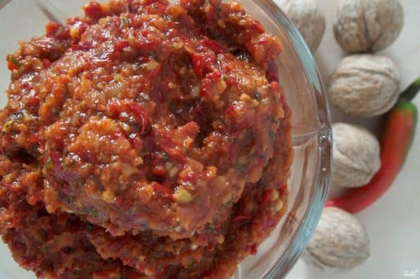 Лучшие рецепты приготовления аджики с запечкой