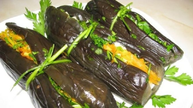 Как приготовить маринованные баклажаны с начинкой из моркови и чеснока