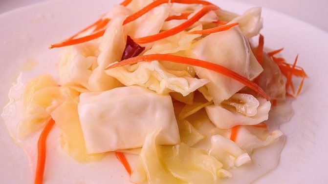 Замечательная кисло-сладкая капуста: пошаговые рецепты
